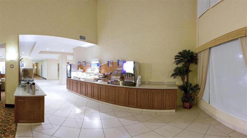 Holiday Inn Express Hotel & Suites Port Richey By Ihg Екстериор снимка