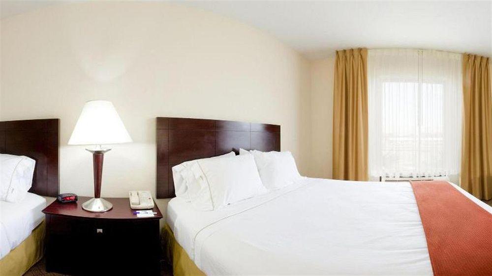 Holiday Inn Express Hotel & Suites Port Richey By Ihg Екстериор снимка
