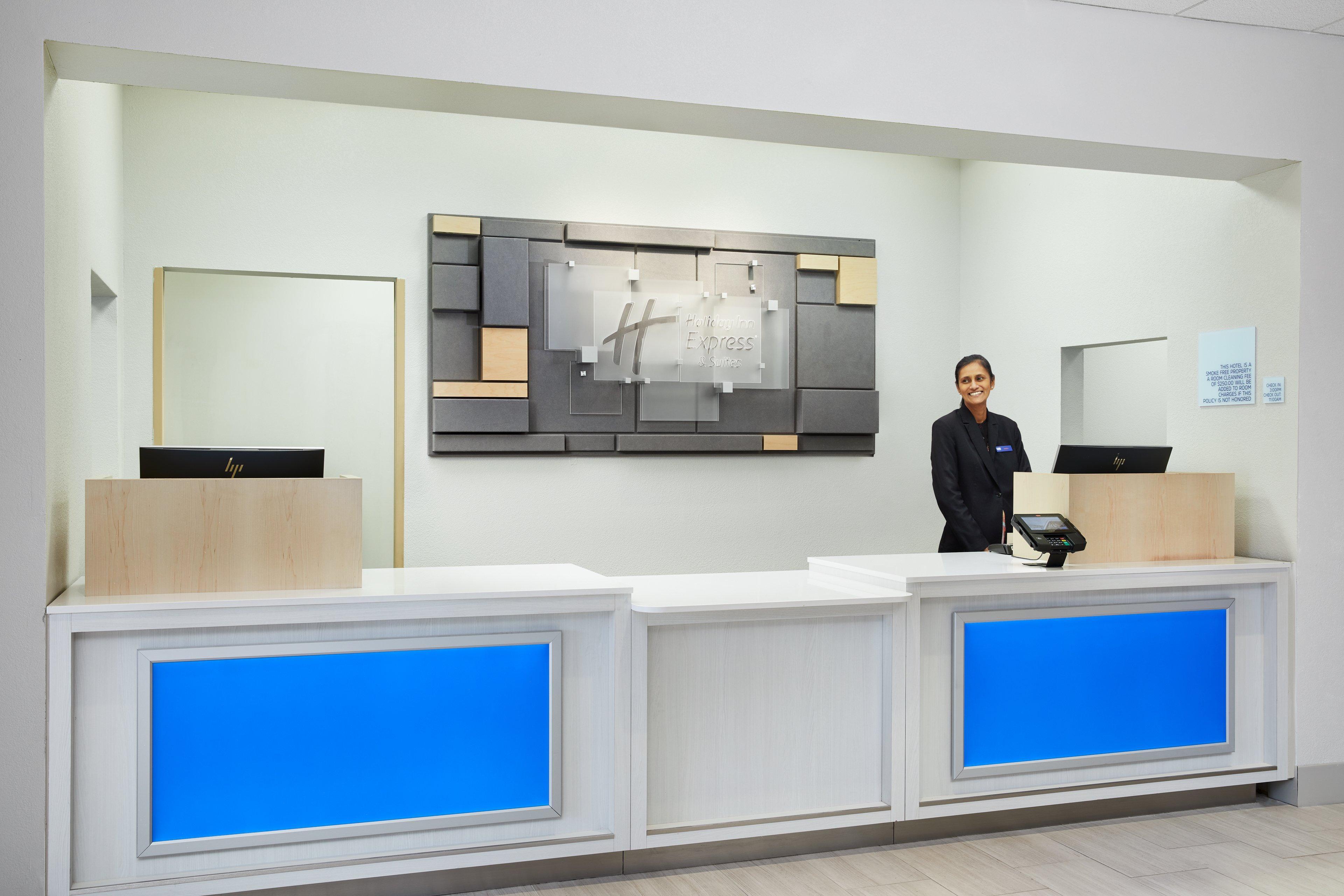 Holiday Inn Express Hotel & Suites Port Richey By Ihg Екстериор снимка