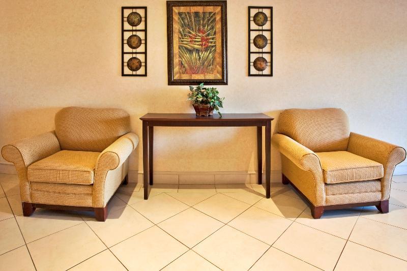 Holiday Inn Express Hotel & Suites Port Richey By Ihg Екстериор снимка