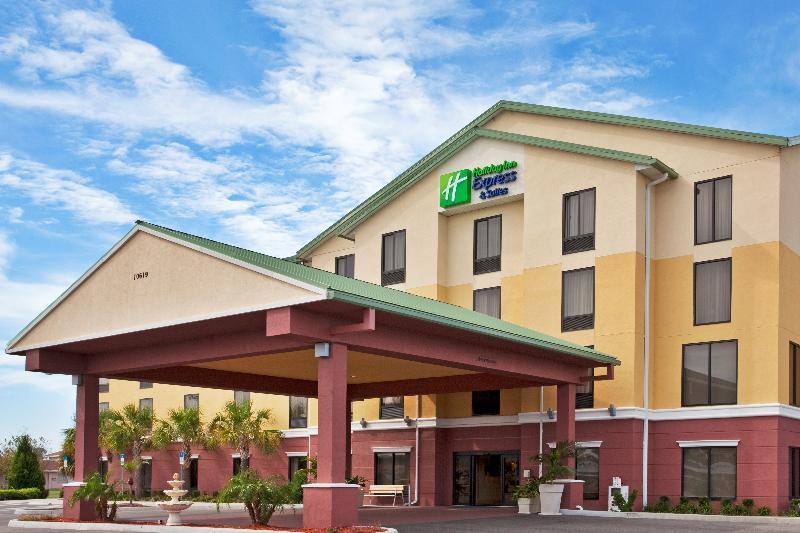 Holiday Inn Express Hotel & Suites Port Richey By Ihg Екстериор снимка