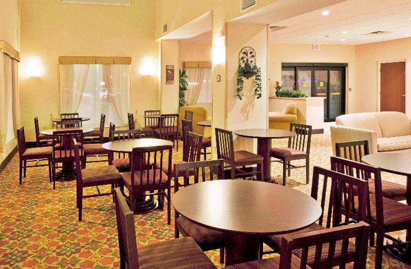 Holiday Inn Express Hotel & Suites Port Richey By Ihg Екстериор снимка